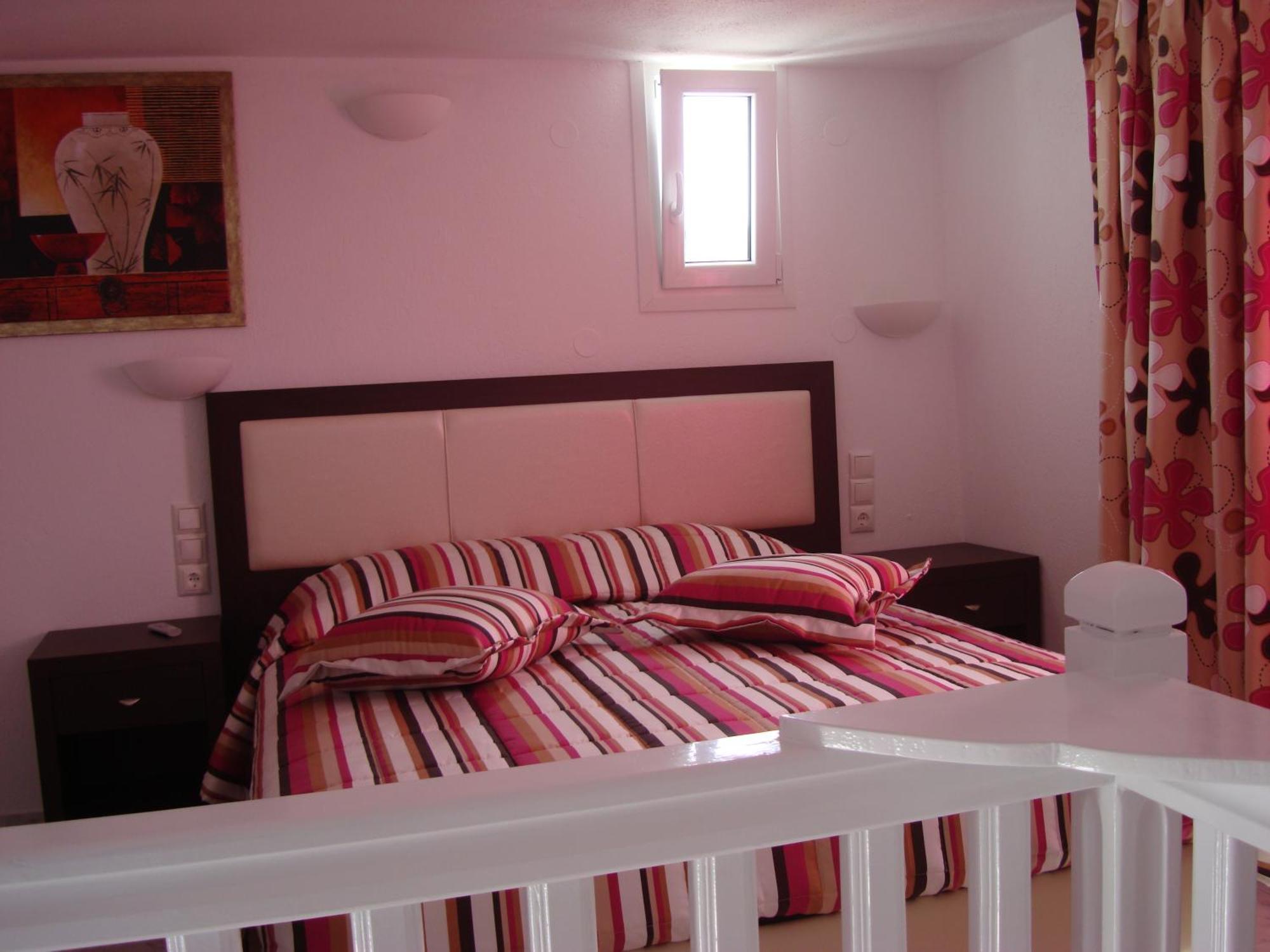 Elena Studios & Suites Ornos  Dış mekan fotoğraf